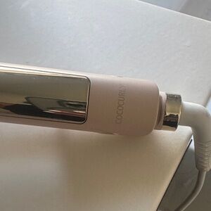 Cococurly Pink Curling Iron with Rose Gold Accents